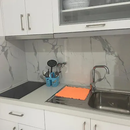 Kleo Πανσιόν Εξαμίλιο