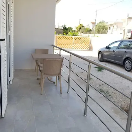 Kleo Εξαμίλιο