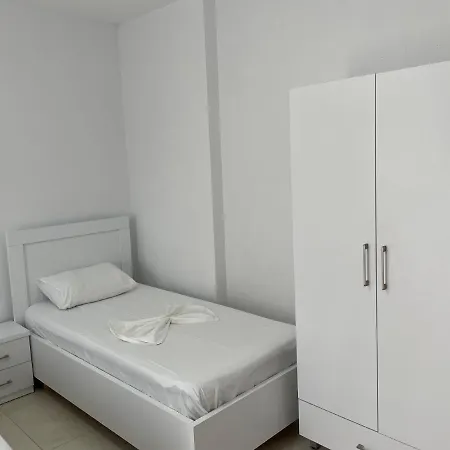 Pensjonat Kleo Ksamil