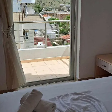 ゲストハウス Kleo クサミル