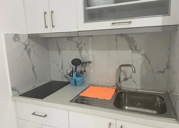 Kleo بيت ضيافة كساميل