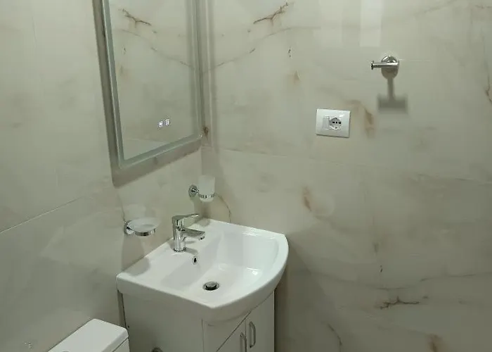 Kleo 4* كساميل