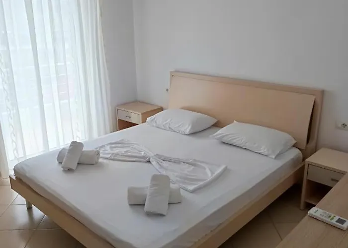 Kleo 4* كساميل